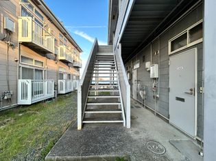 大石ハイツAの画像