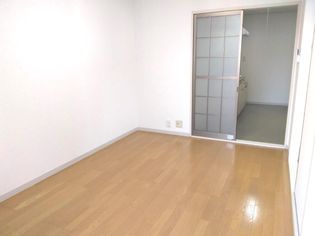 秋田県秋田市飯島緑丘町の賃貸アパートの洋室