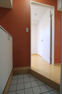 ウィスティリア照国の玄関