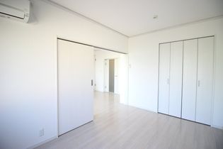 モダンアパートメント高槻城南の画像