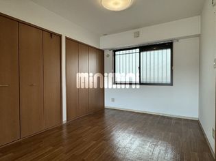 本郷マンションの画像