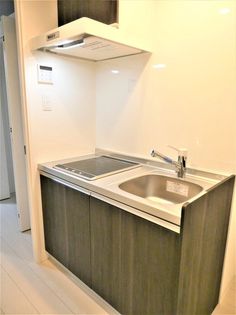 フォートレジデンス小田原八幡のIHコンロ2口付きキッチン※同間取り参考写真