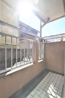 イーグルハイツ高松の窓は二重サッシになっており、防音・断熱に優れます。