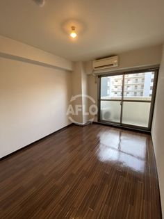 インペリアル靭本町のインペリアル靱本町 リビング