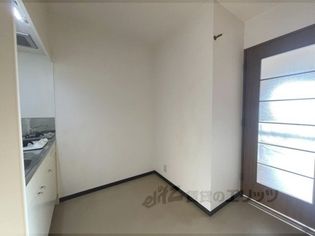 杉ヶ中町ビルの冷蔵庫置場