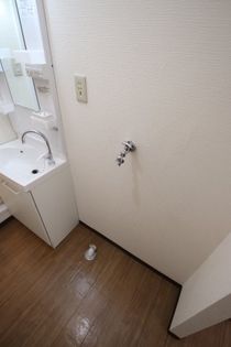 児玉ハイツの室内洗濯機置場