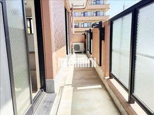 エレンシアールの画像