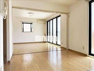 エレンシアールの画像