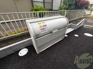 Azul富沢の駐輪場その他