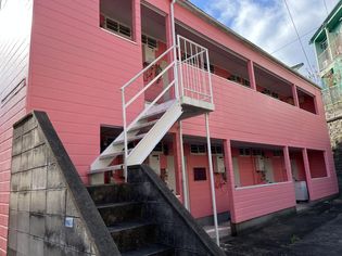 カリーナ泉の画像