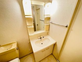 進保ビルの画像