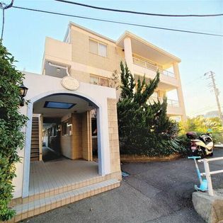 神奈川県横浜市南区別所5丁目の賃貸マンションのおしゃれなエントランス♪