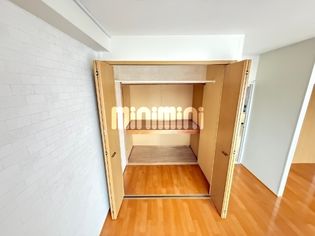 ブランドール 北棟の室内写真です。