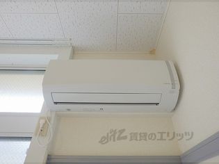 レオパレス武庫之荘のエアコン
