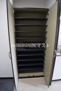 レグルス阿倍野のシューズボックス