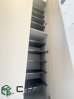 アイレガリア松戸五香の大容量シューズボックスで玄関すっきり♪