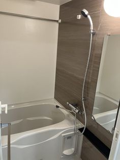 レアライズ浅草Vのコンパクトで使いやすいお風呂です