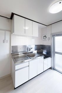 URひよどり台のコンパクトで使い勝手の良いキッチン