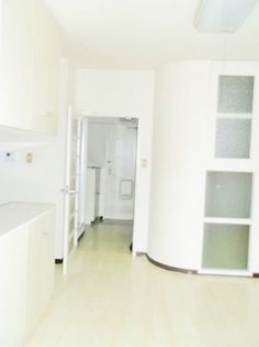 アリュール若草のリビング