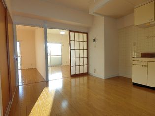 ロイヤルコーポヨコタの画像