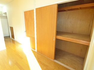 ロイヤルコーポヨコタの画像