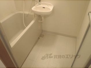 PALACEFIRSTQのバス
