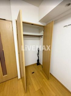 パレステュディオ新宿パークサイドの家電・家具が1式揃っております。