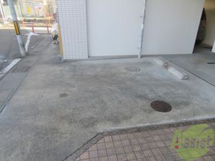 旭サークルコンフォートの駐車場その他