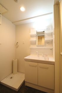 ルブラン箱崎のシンプルで使いやすい洗面台です!