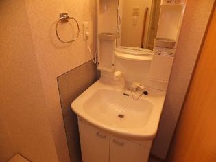 マルベリーハウスの洗髪洗面化粧台