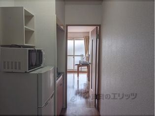 レオパレスAoi2の廊下