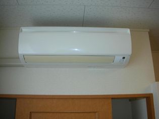 レオパレスHAYAのエアコン