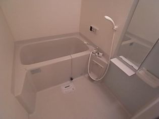 アクロスIIのバス