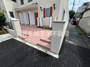 カレントカジマヤの落ち着いたエントランスです