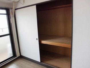 レッドモアの画像