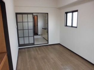 レッドモアの画像