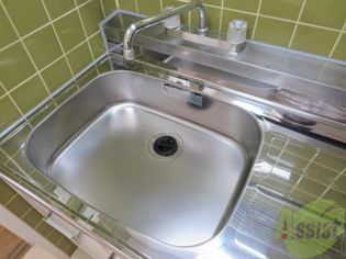 イーグルハイツ高松の洗面はこちらで対応してください。事足りますね。