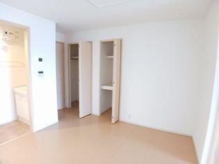 エレンシアM IIの画像