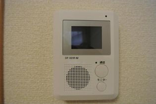レオパレスサンセリテのモニター付きインターホン