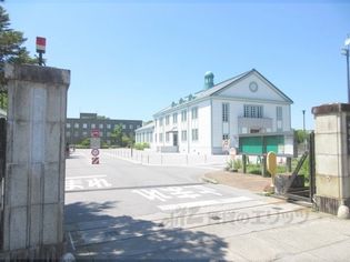 滋賀大学(大学・短大)まで4100m