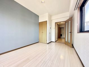 ボヌ-ルIIの画像