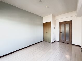 ボヌ-ルIIの画像