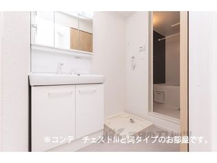 ルピナスイーストの画像