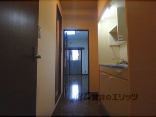 早川マンションの廊下