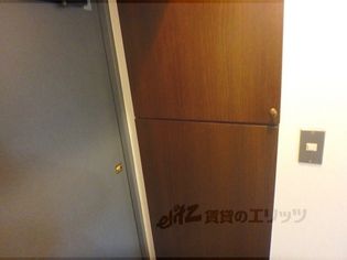 早川マンションの下駄箱