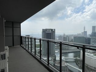 THE YOKOHAMA FRONT TOWERの画像