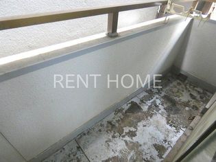 グリーングラスの南向きベランダです