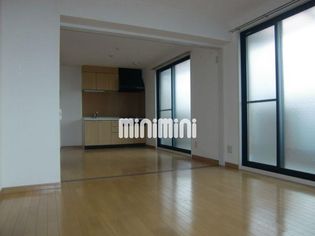 エレンシアールの画像