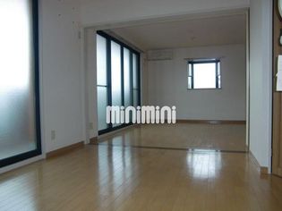 エレンシアールの画像