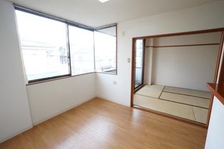 アティック館の画像